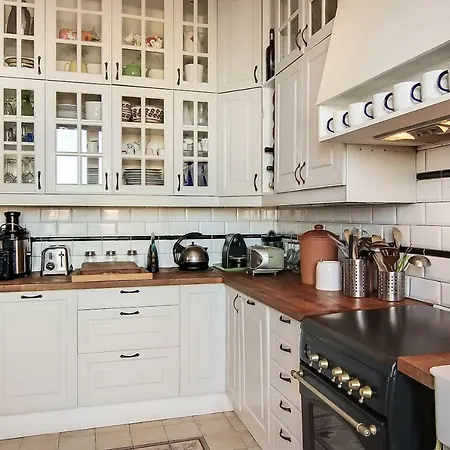 In The Heart Of - 100m From The Beach - Spacious 1920s Art Deco Duplex Appartement
